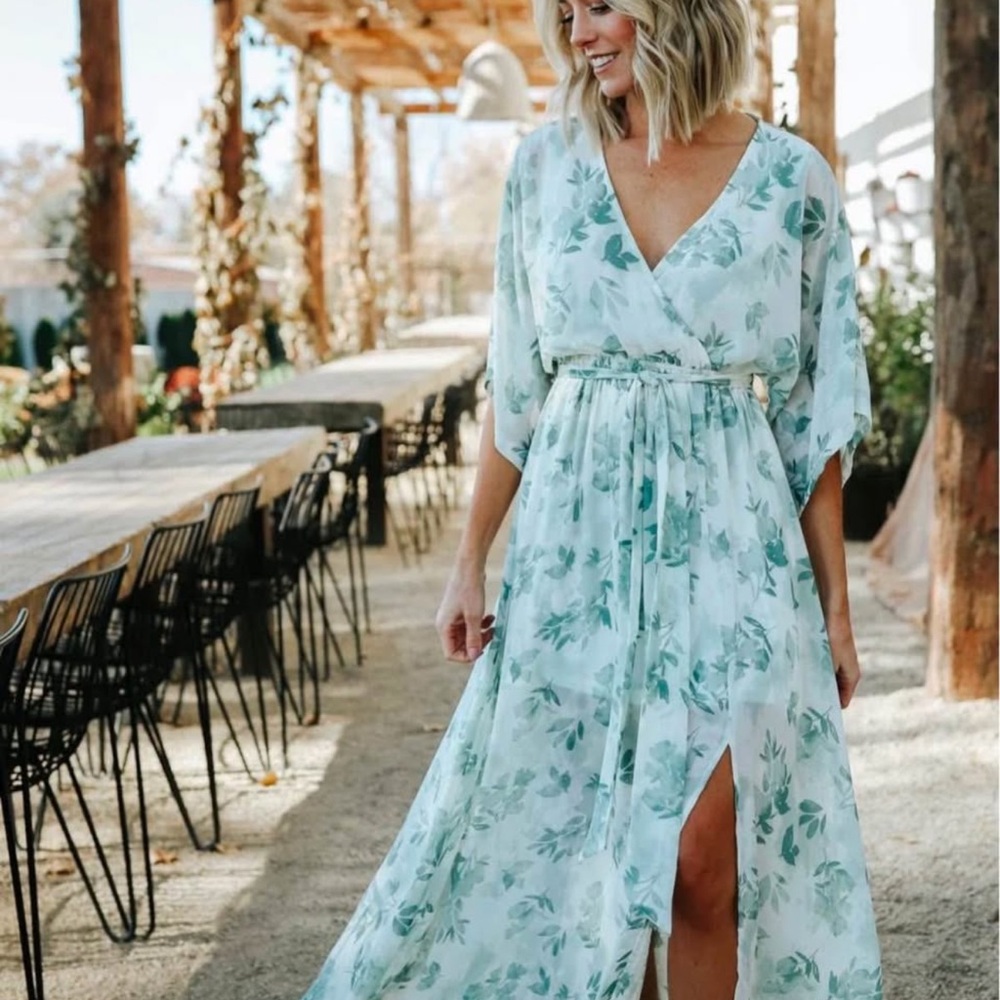 Elegant Floral Maxi Dress